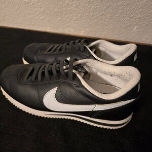 Men's Nike Cortez Leather Sneaker